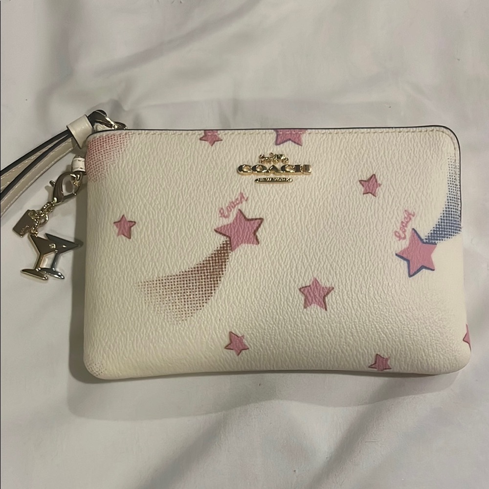 Brand New Coach Pink and White Clutch/ Wrislet